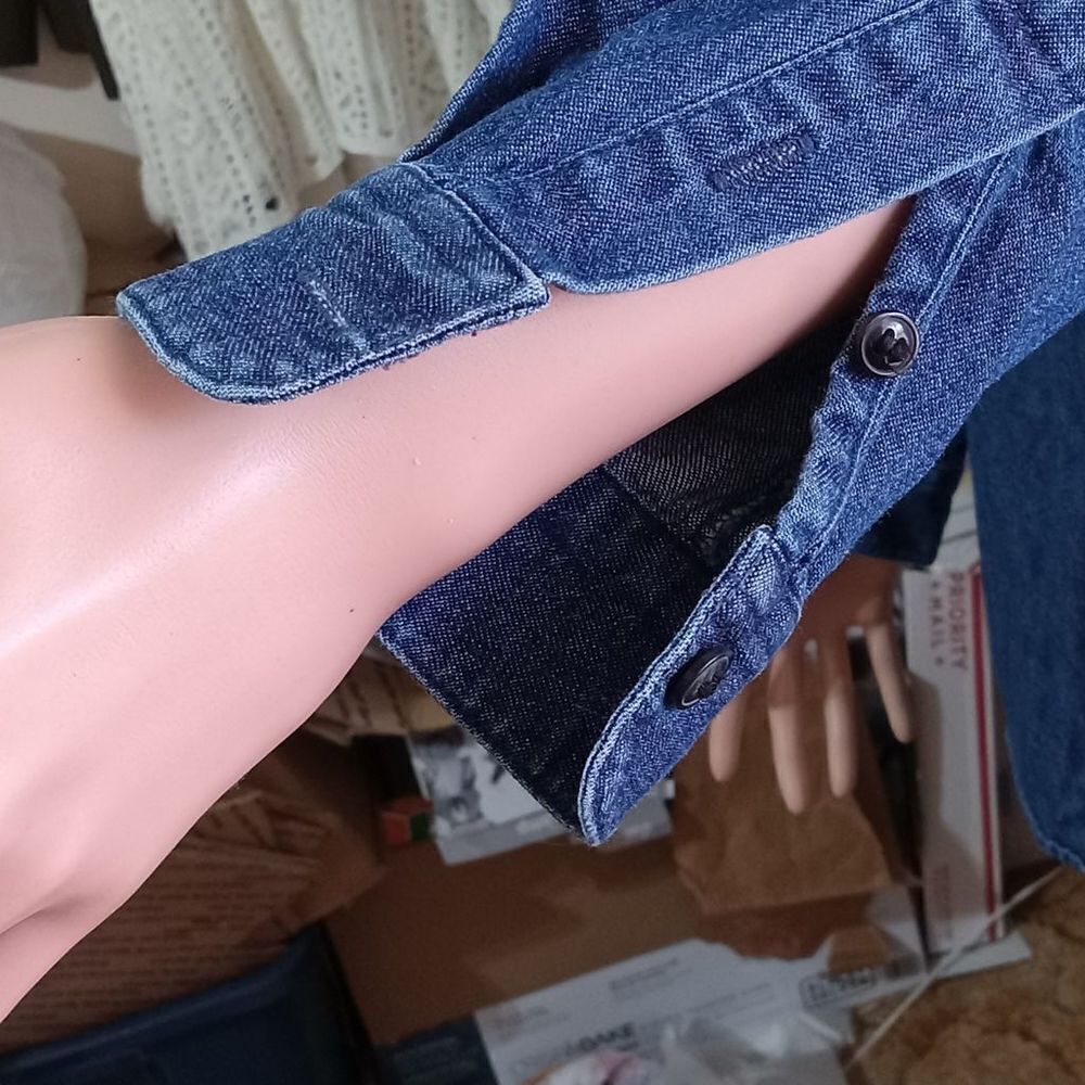 Vintage Karen Scott Christmas Denim Long Sleeve Shirt Size: S - Picture 10 of 10